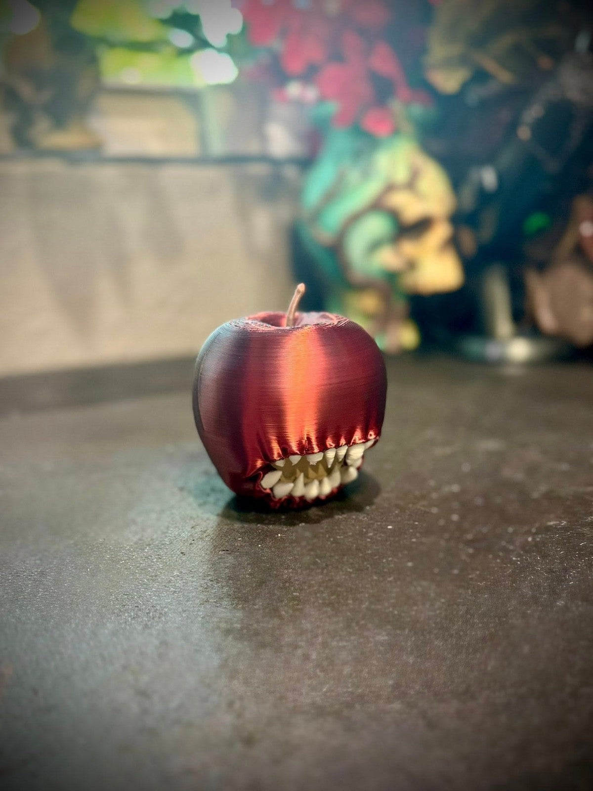 Mimic Apple - The Devil Fruit - Fanged Apple of Evil (unpainted)