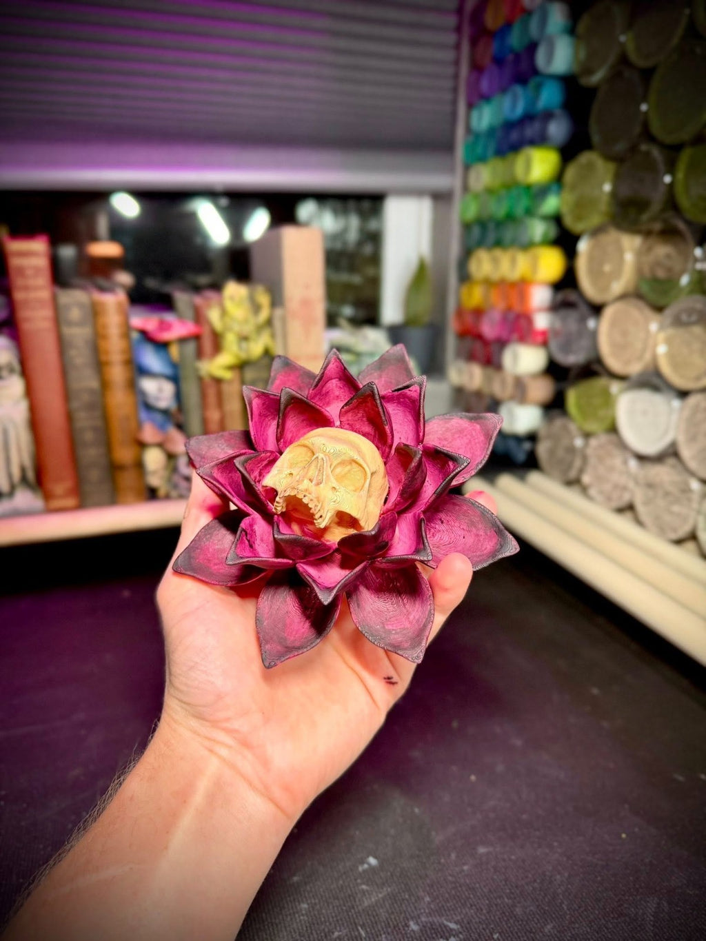 Death Lotus - Halloween Spooky Art - Gardening Decor (unpainted)