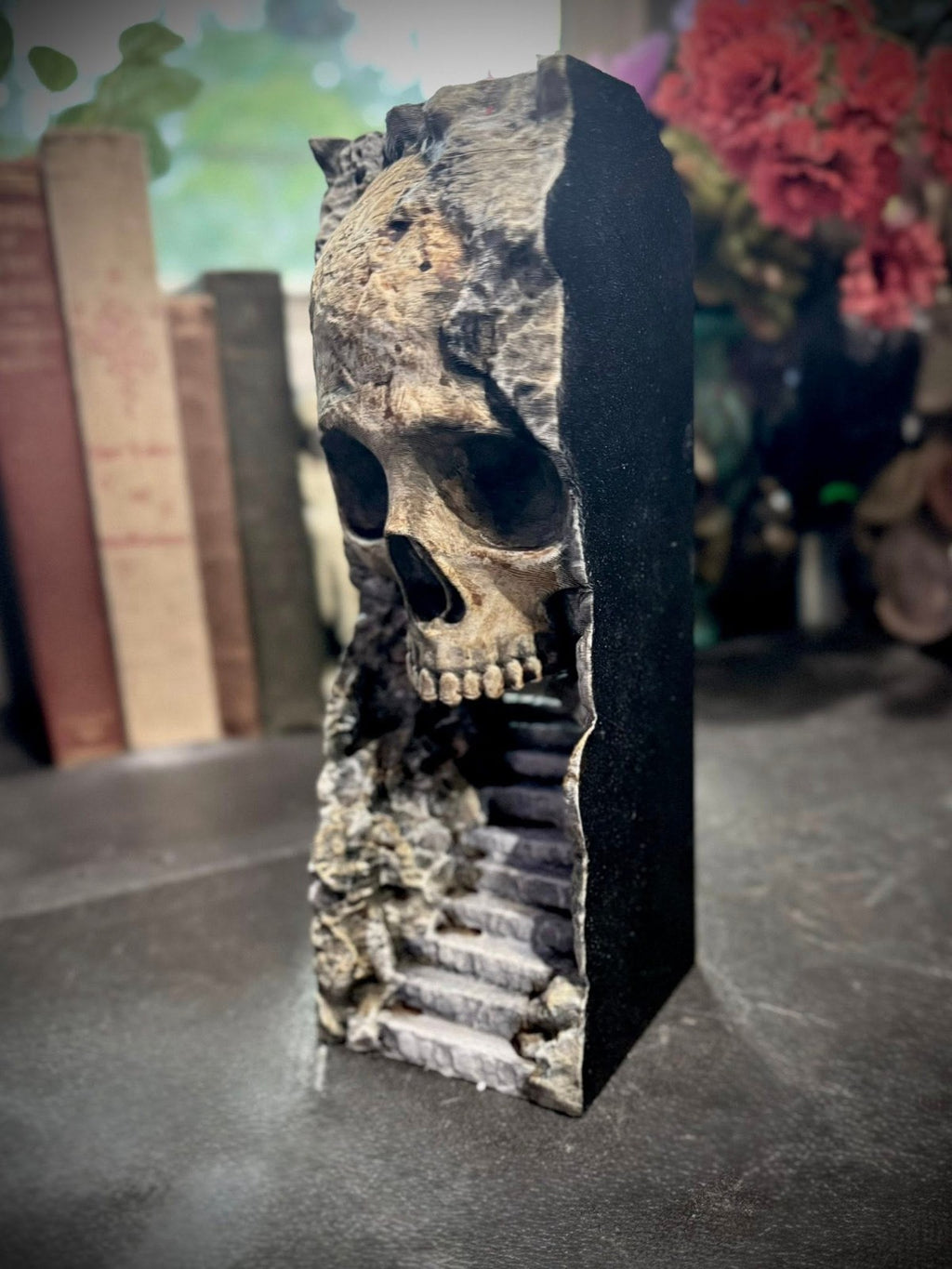 Skull Cave Book Nook - Stairs Ascending into the Lair of the Dead (unpainted)