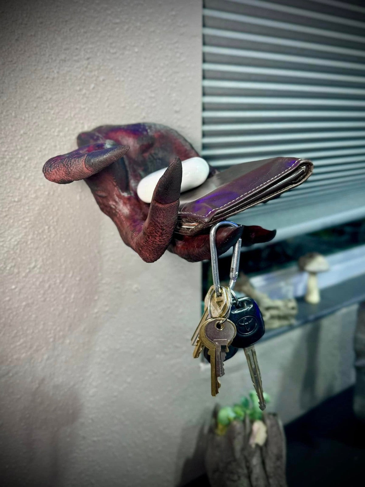 Demon Hand Wall Decor - The Clawed Hand of the Devil (unpainted)