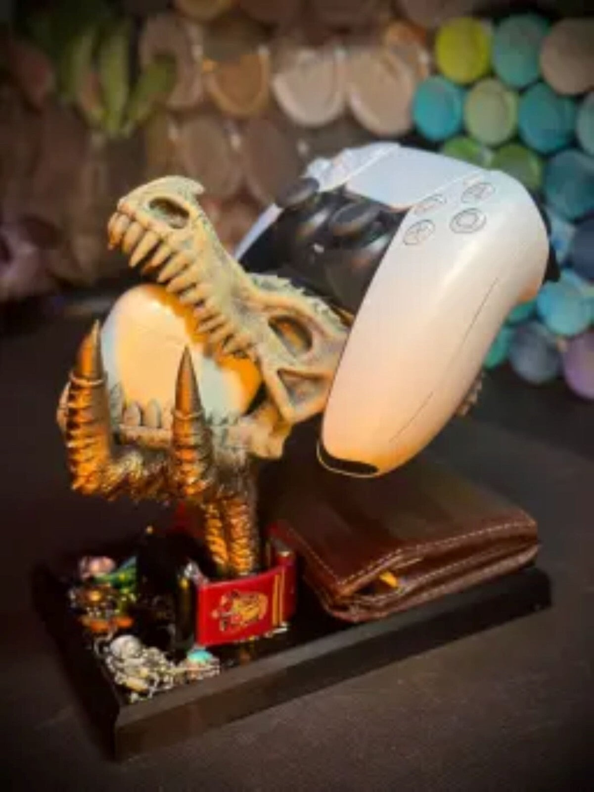 Dragon's Hoard - Fantasy Controler, Phone, Jewlery and Accessory Holder