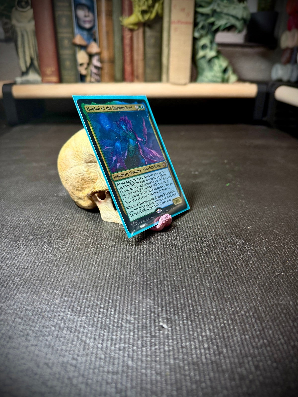 Skull Card & Phone Holder  - Fantasy Decor (unpainted)
