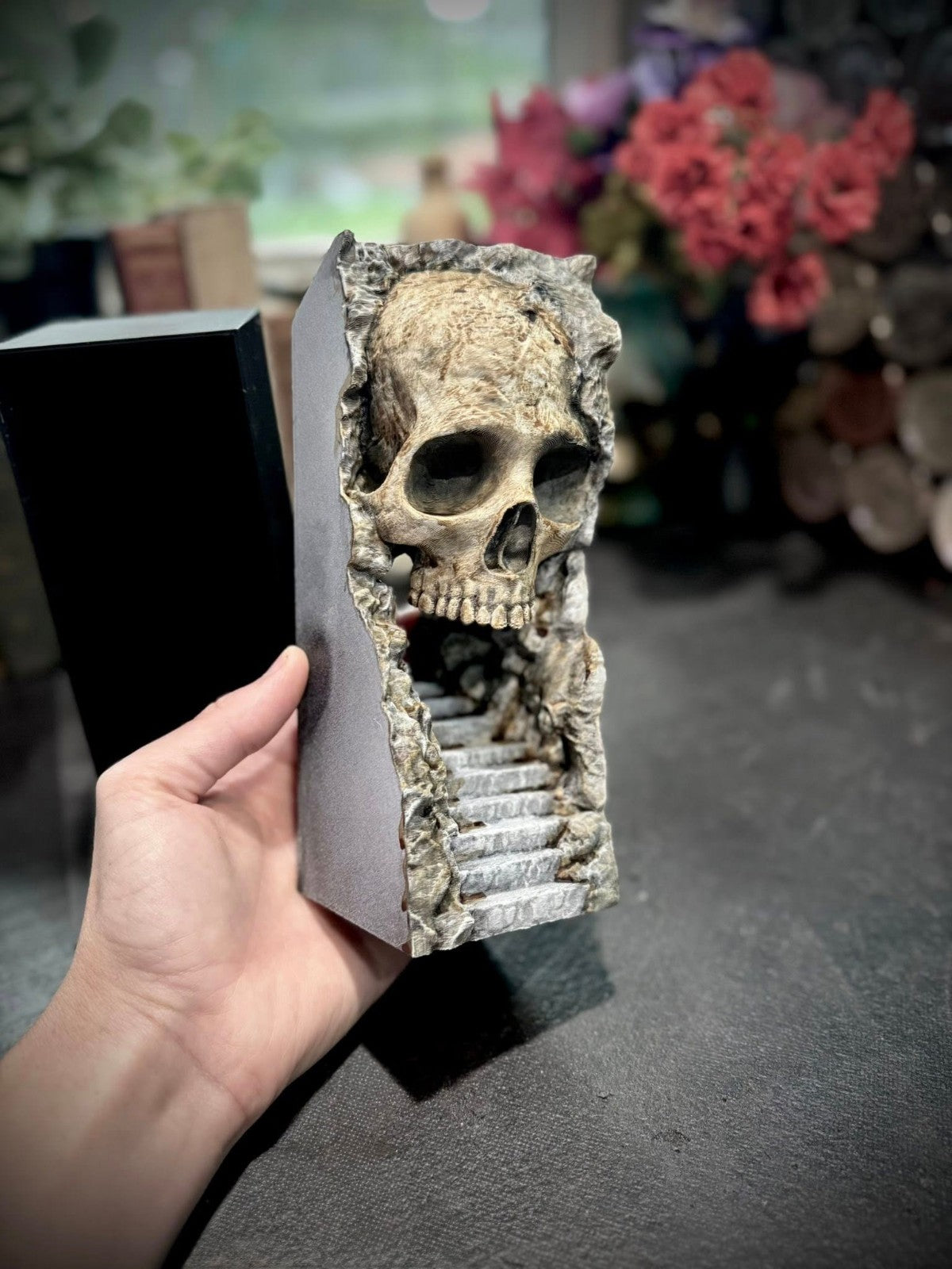 Skull Cave Book Nook - Stairs Ascending into the Lair of the Dead (unpainted)