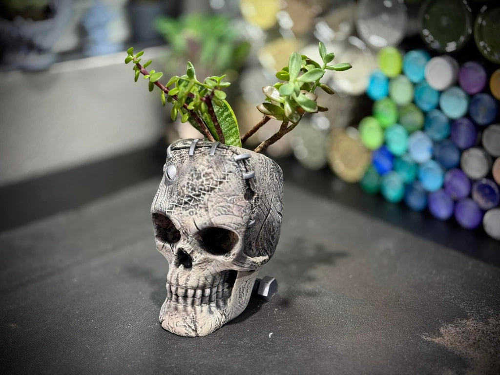 The Skull Of Frankenstein Planter - Halloween Style Plant Pot (unpainted)