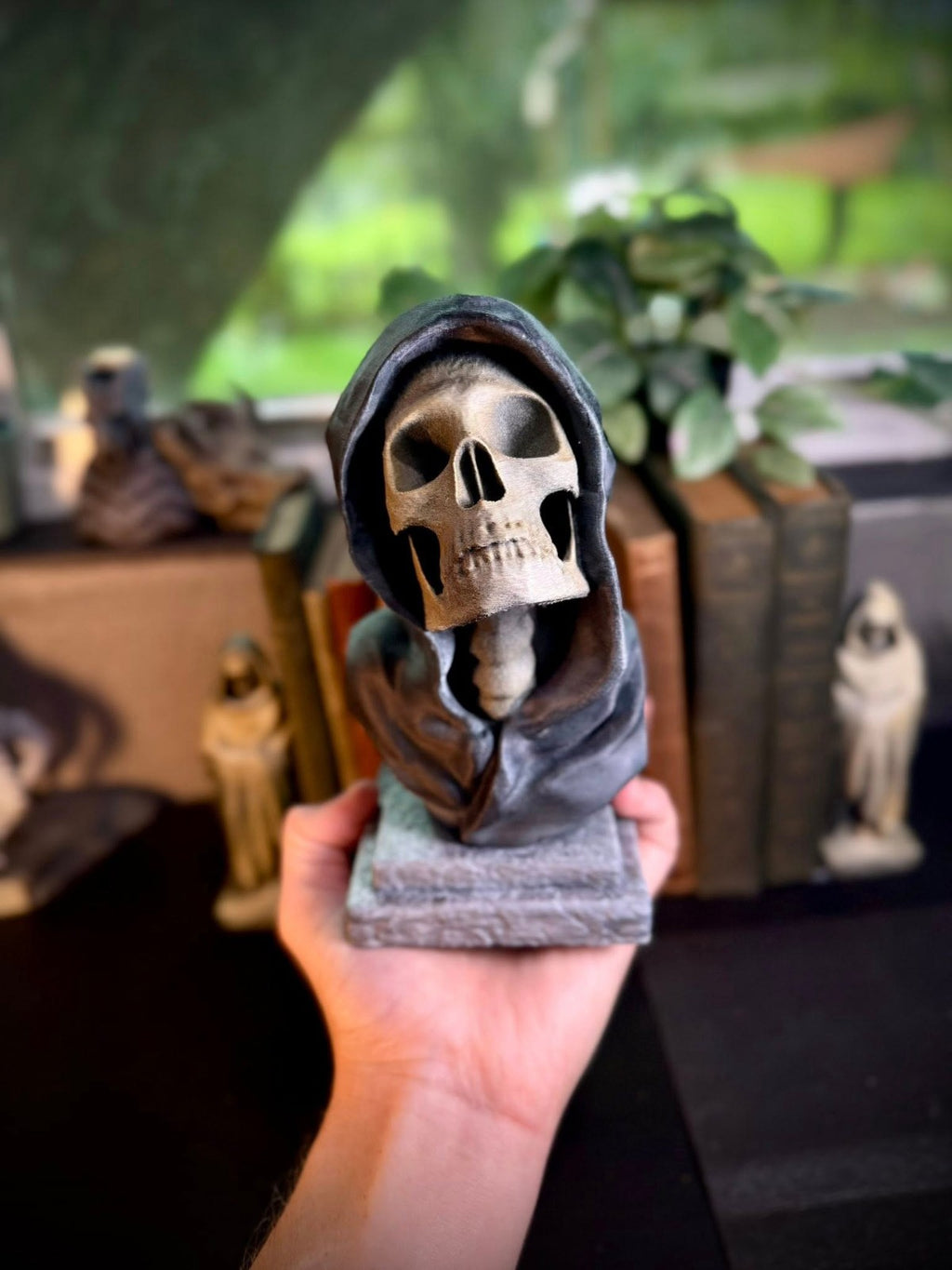 Hooded Skull Statue and Bookends (unpainted)