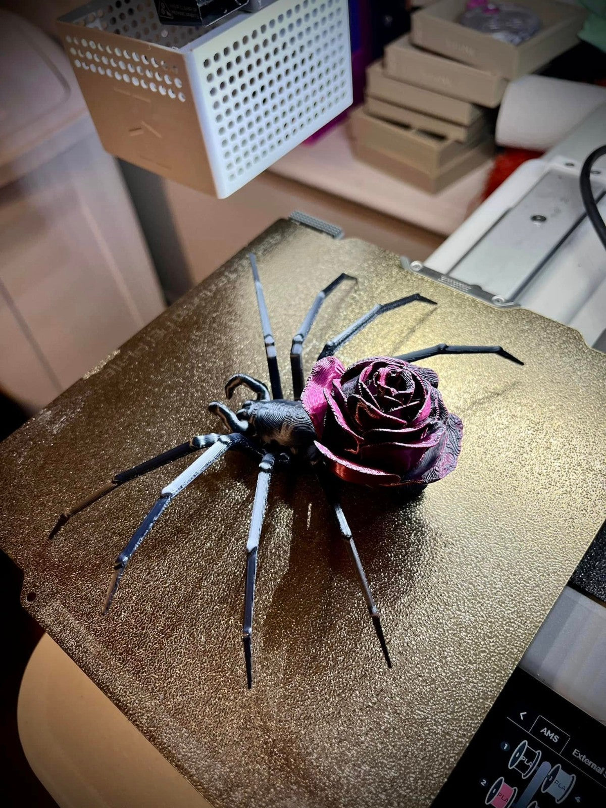 Rose Spider - 3D Printed Spider Home Decoration (unpainted)