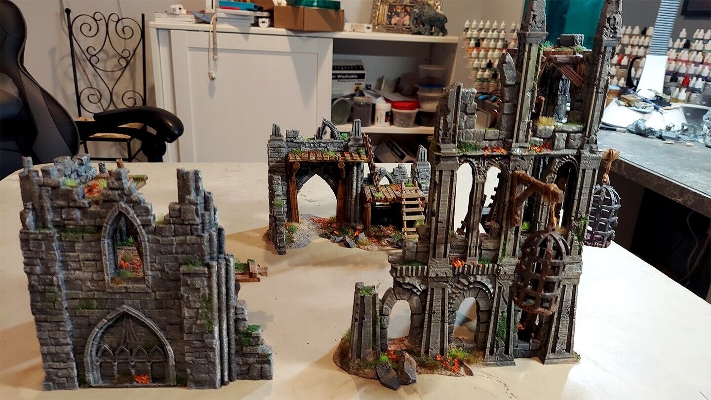 Cathedral Façade Ruins & Ladders Terrain Building
