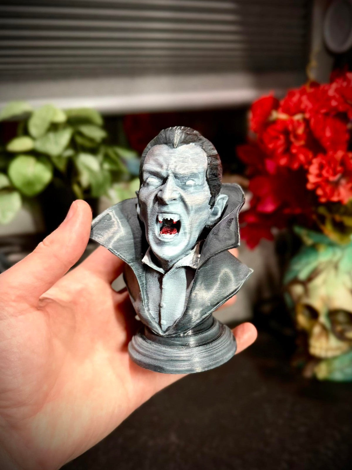 Dracula Statue - Dracula Bookends - Halloween Decor (unpainted)