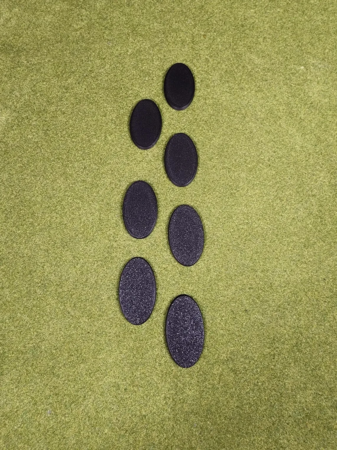 60x35mm Oval Bases - Plain Black Beveled Bases - Wargaming Old School Bases