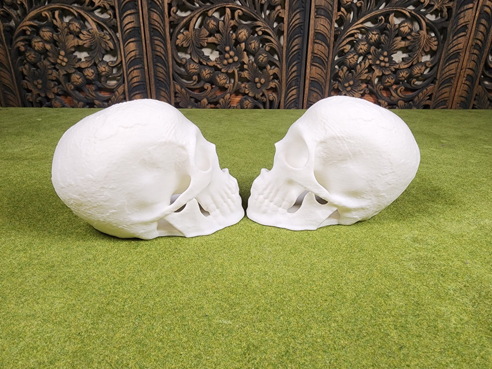 Split Skull Bookends - Book Shelf Decorations - Book Holders (unpainted)