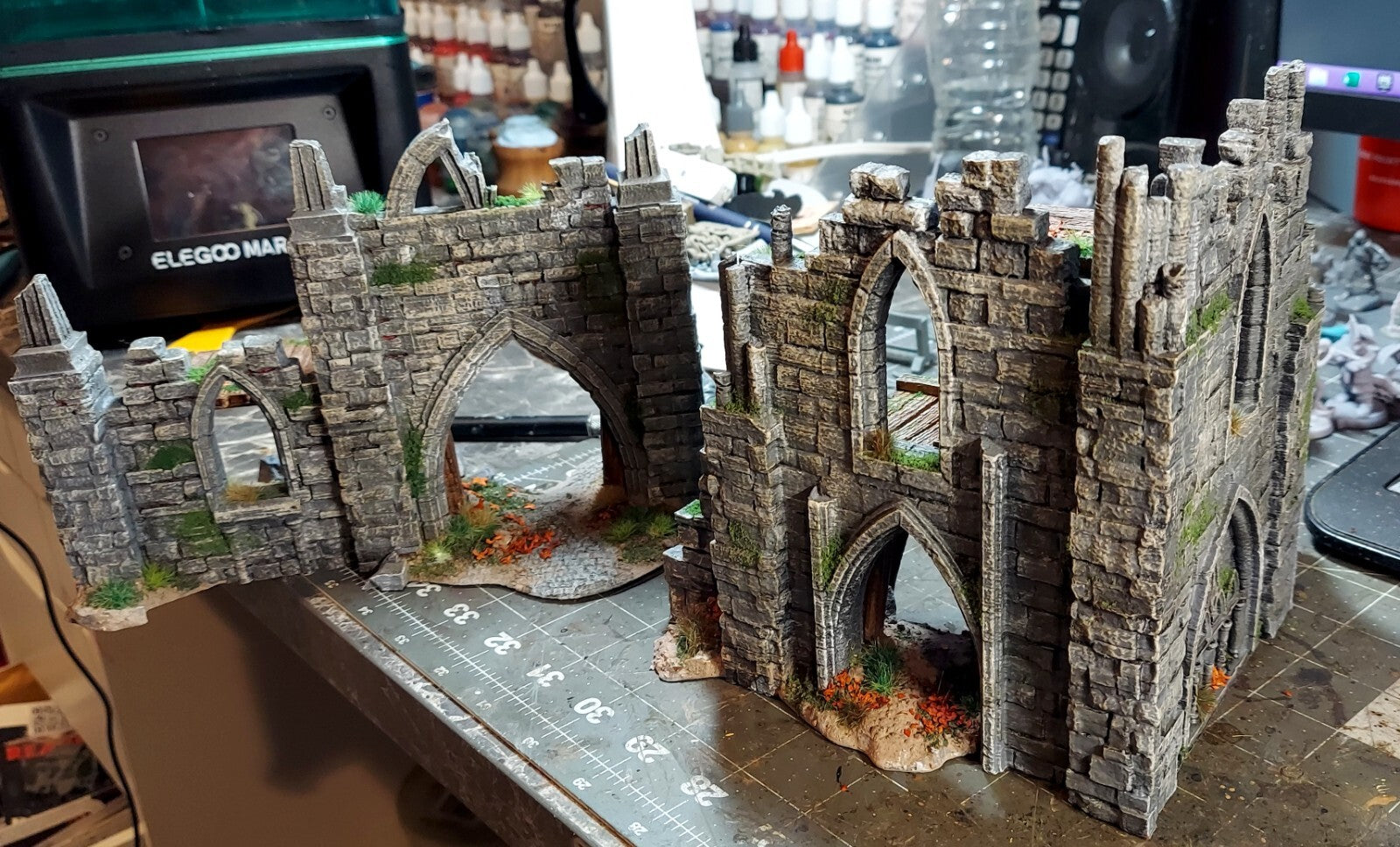 Cathedral Façade Ruins & Ladders Terrain Building