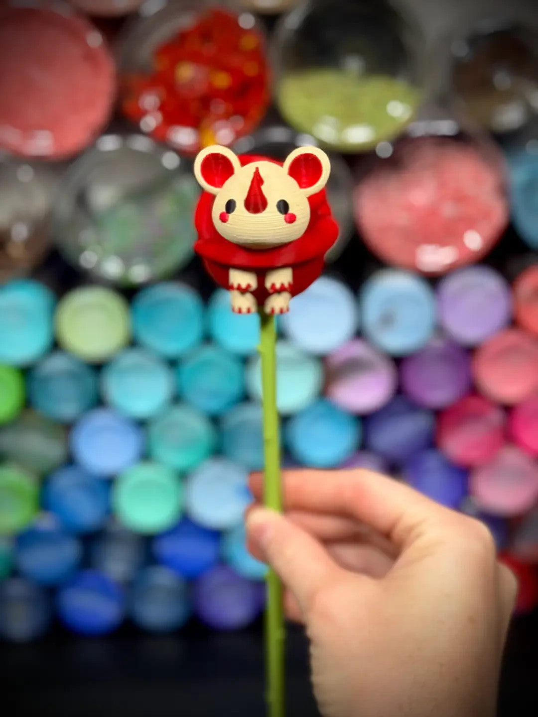 Rhinoceros(e) - Cute Rhino Rose Flower Decoration (unpainted)