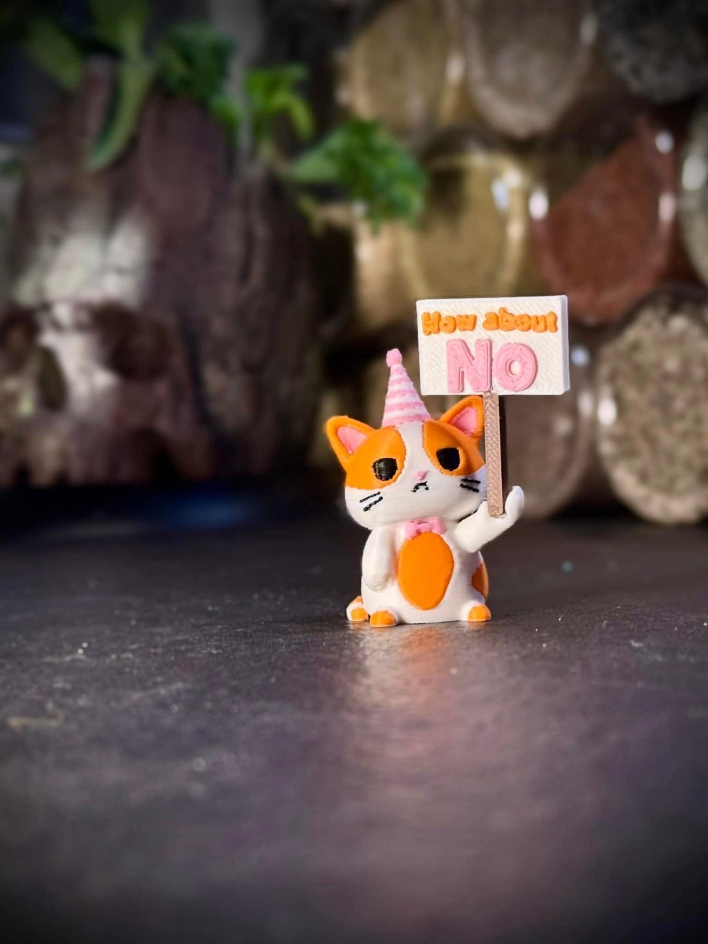 Fed-up Feline - Protesting Sassy Cat Miniature (unpainted)