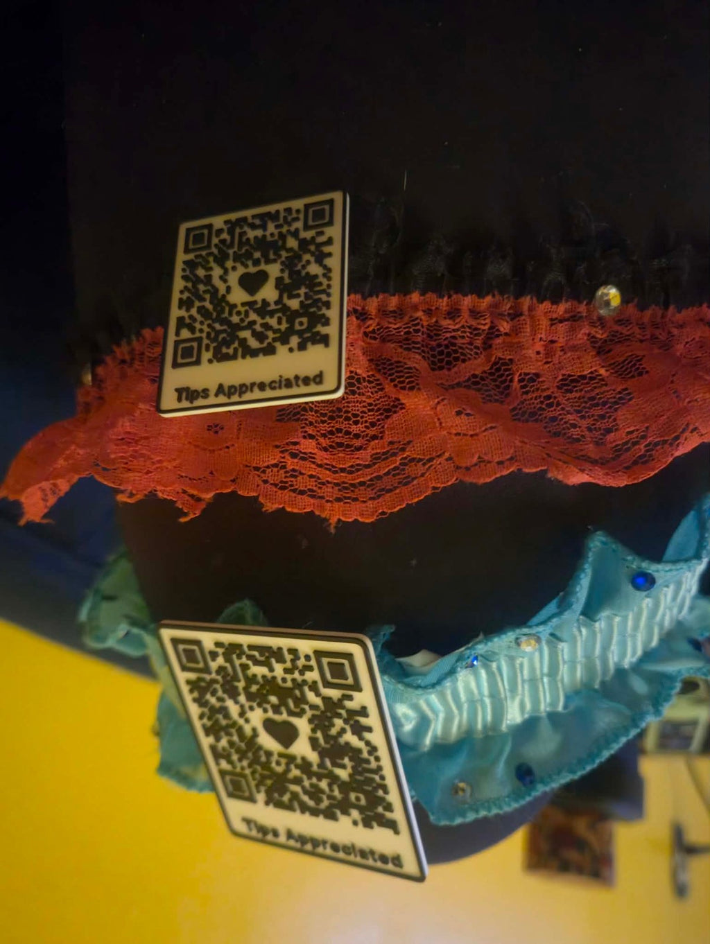 Customized 100% Functional 3D Printed QR Codes - 3D Printed Cards, Buttons, MORE