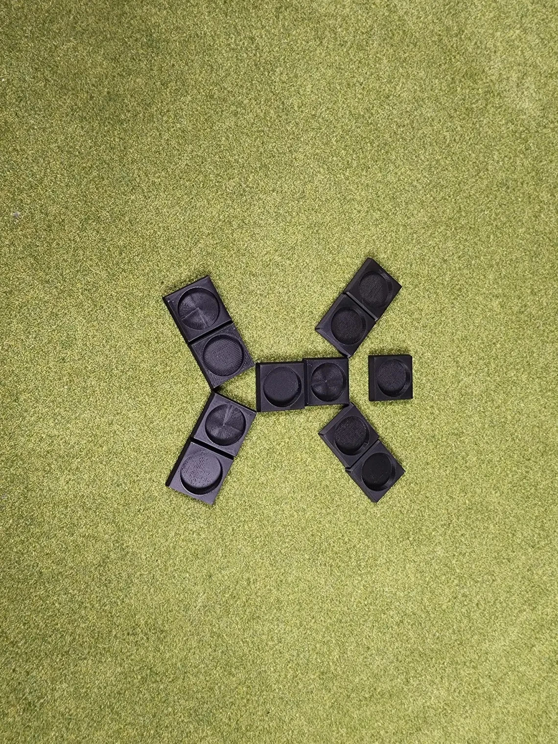20mm Round to 30mm Square Base Adapters - Base Conversions Wargaming Old World