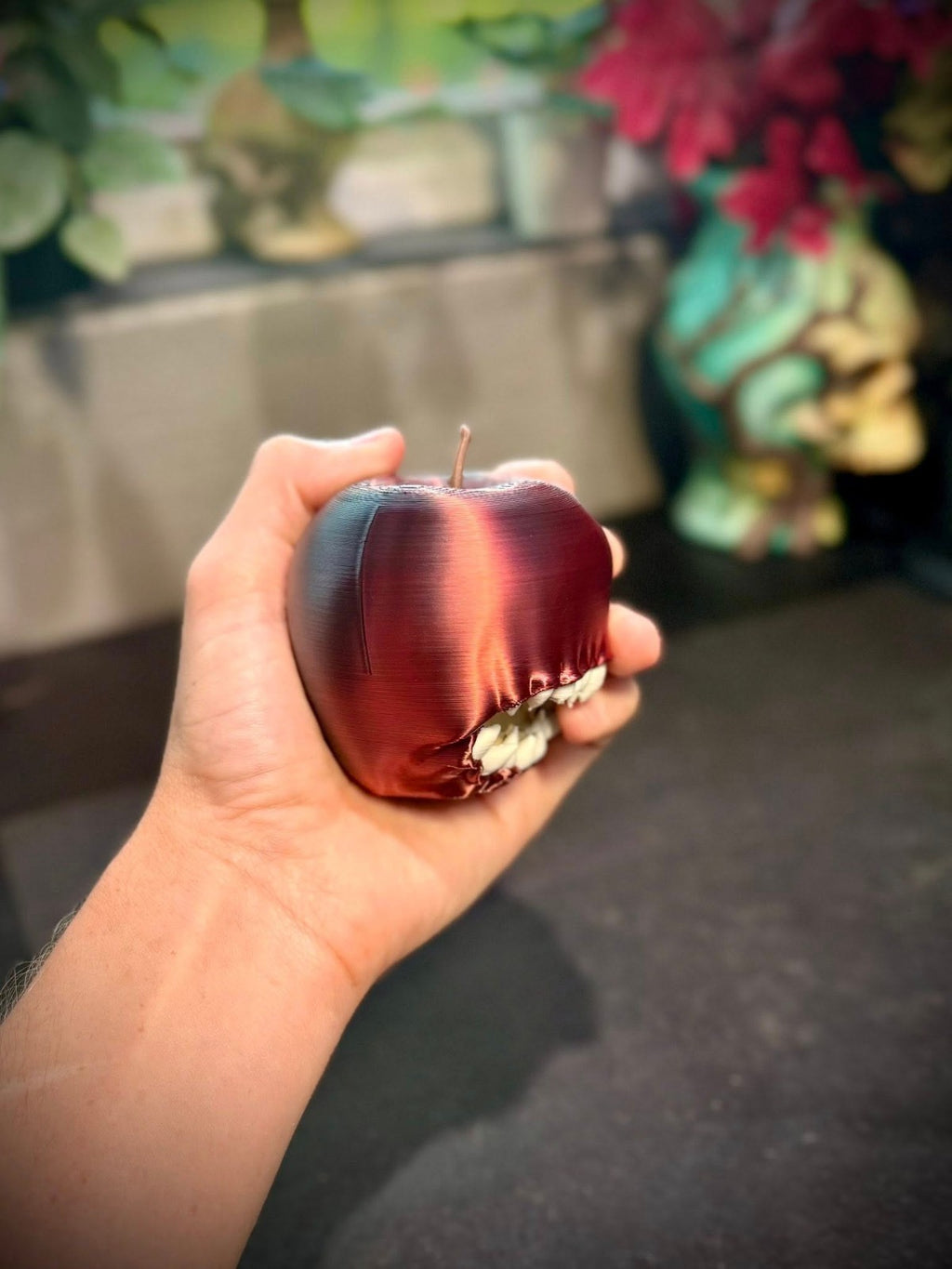 Mimic Apple - The Devil Fruit - Fanged Apple of Evil (unpainted)
