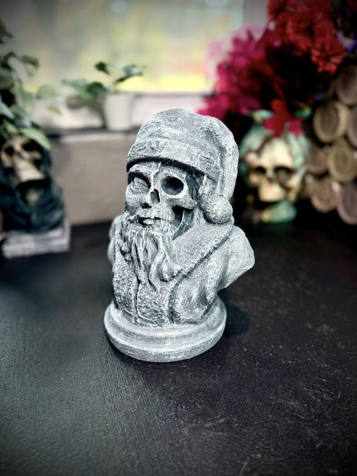 Skull Santa Bust Statue - Undead Santa - Christmas Nightmare (unpainted)