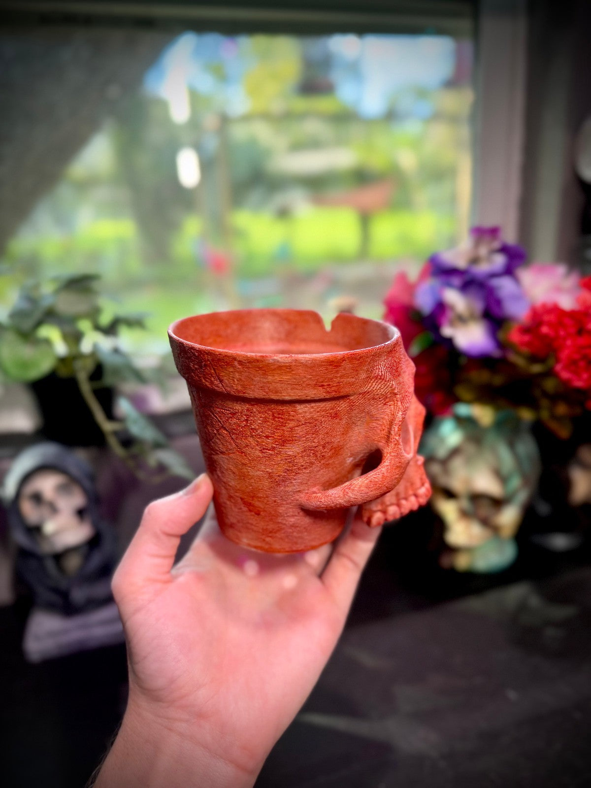 Terracotta Skull Planter Pot - Ornamental Indoor Flower Pot (unpainted)