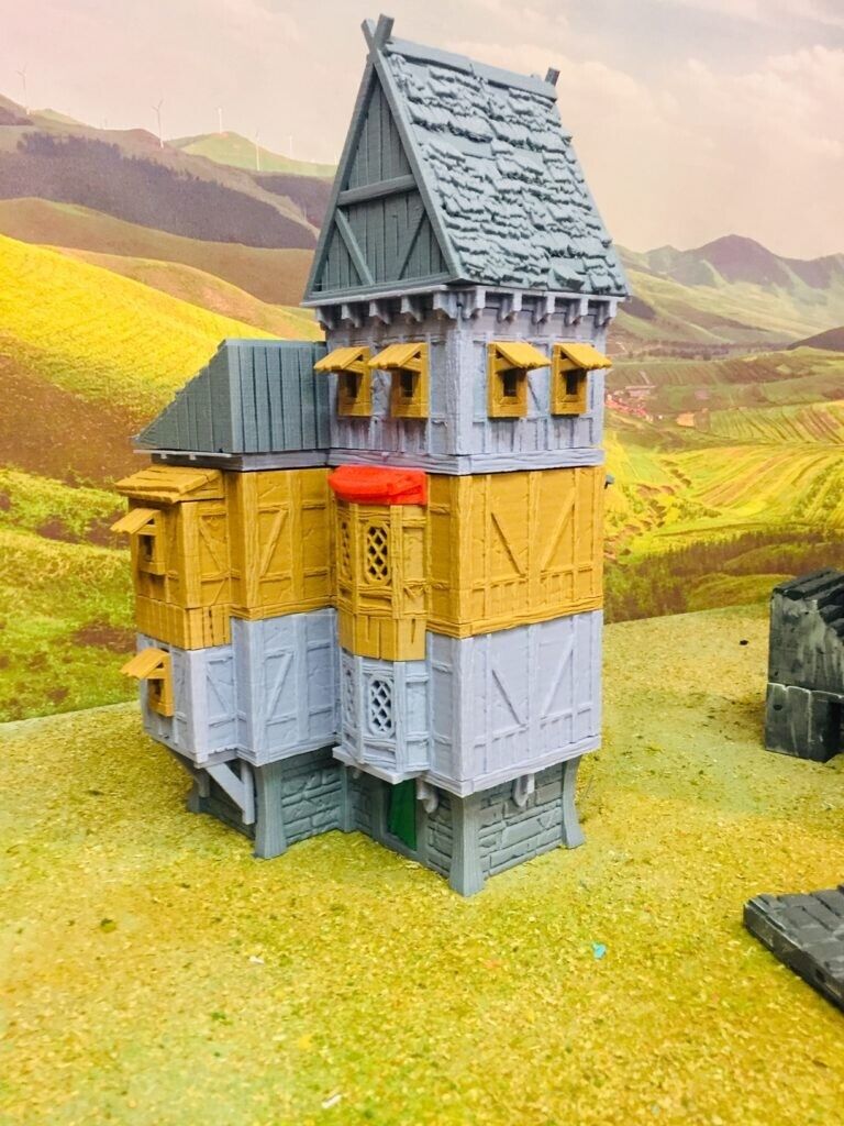 Large TownHome - Tall Timber Frame Condomenium - Apartment Complex